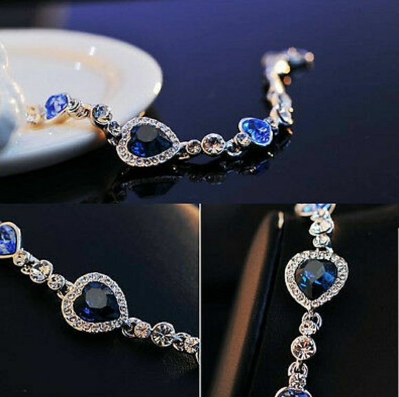 Ocean Blue Crystal Heart Bracelet - Picture 2 of 3